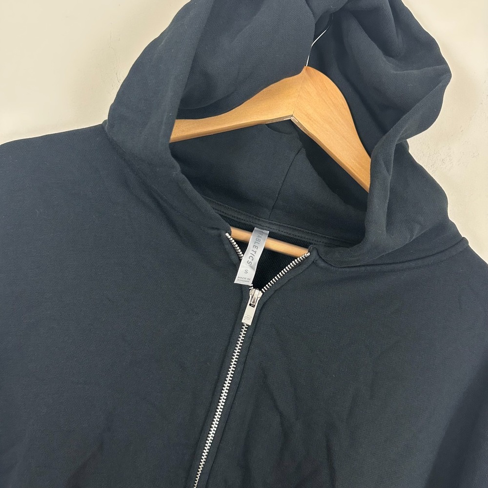 Fabletics Cropped Hoodie Black Embroidered Logo Full Zip Outdoor Womens Small